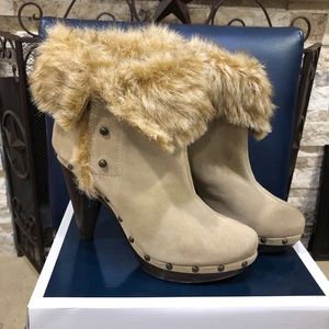 Karen Scott Violaa Suede Platform Booties US Size9